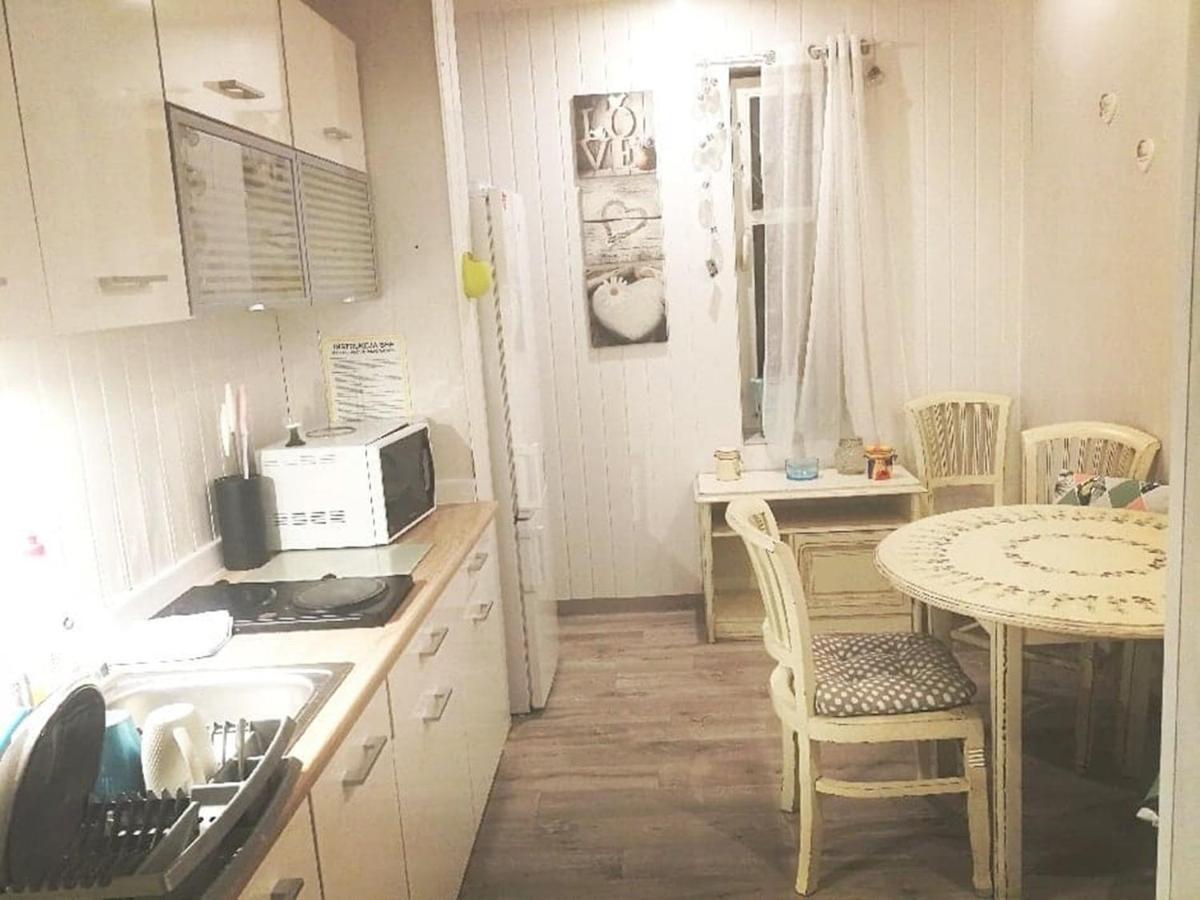 Hostel Ksiezycowy Inowrocław Dış mekan fotoğraf